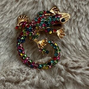 MM25 SOLD Colorful Gemstone Lizard Brooch New